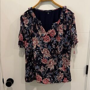 Tamera H Floral Women's Top size XL